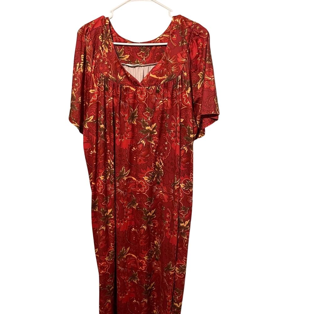 Red floral women’s XXL kaftan house dress